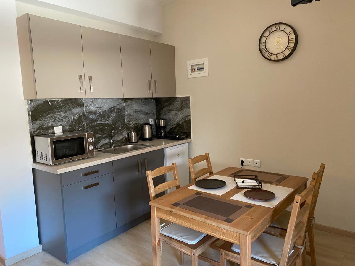 Lmj Apartments 아르테미다 외부 사진