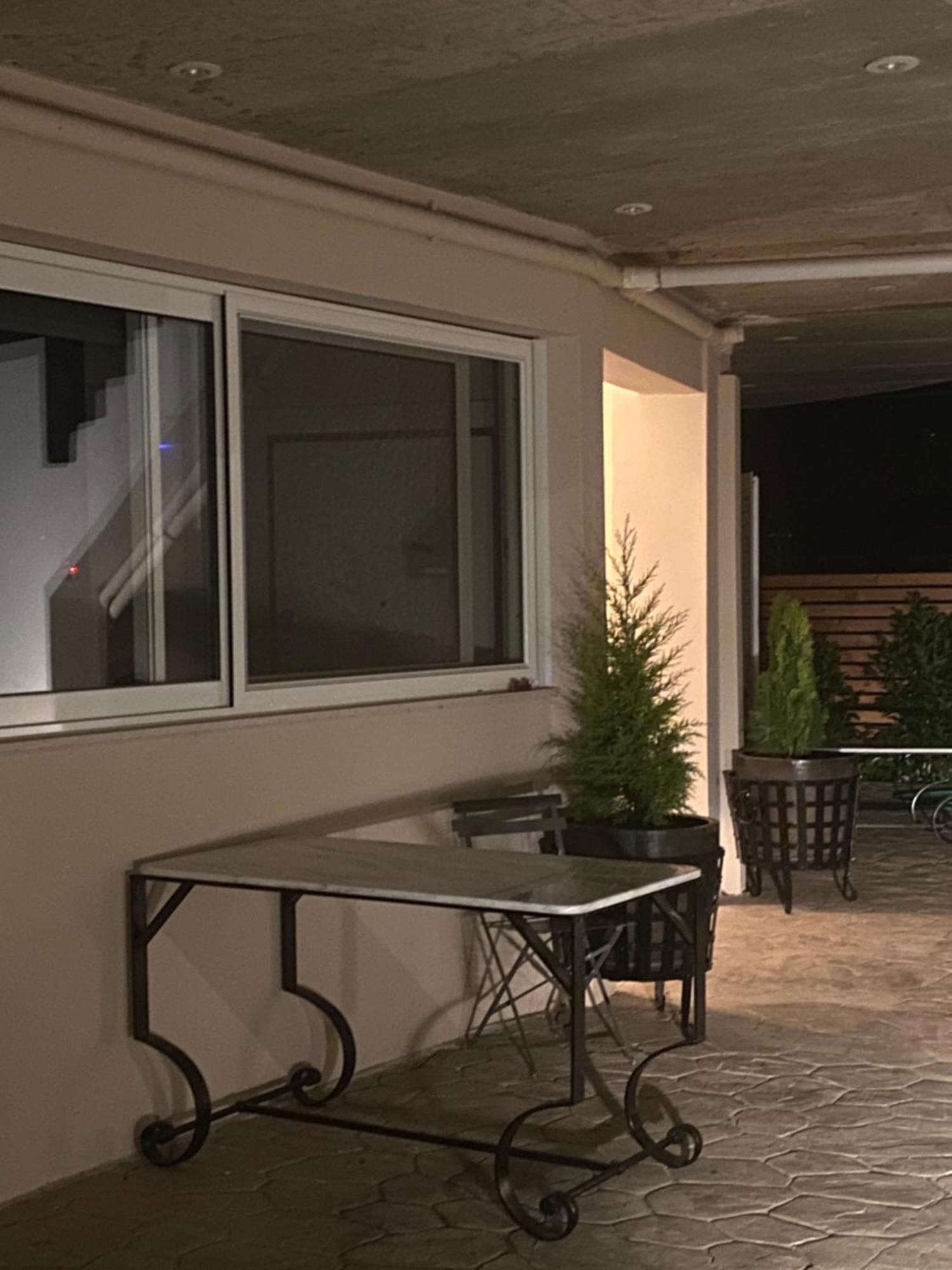 Lmj Apartments 아르테미다 외부 사진